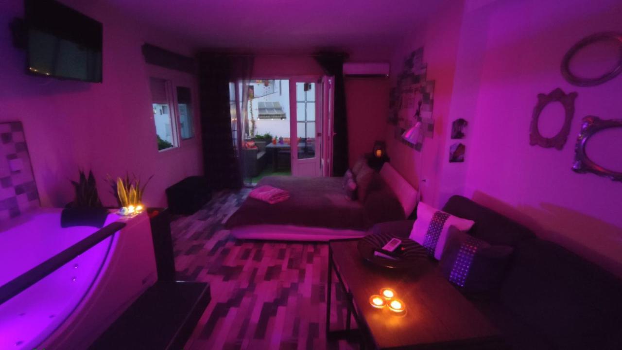 El Nido De La Galeria Apartman Setenil de las Bodegas Kültér fotó
